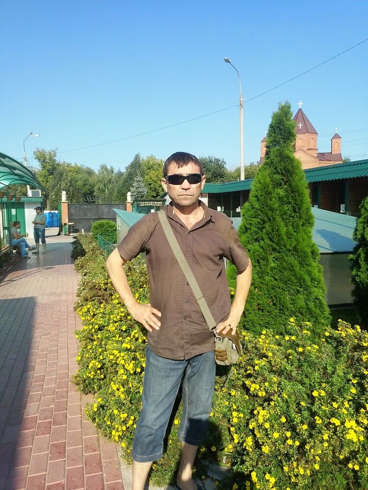  4823566  Igor, 56 ,    