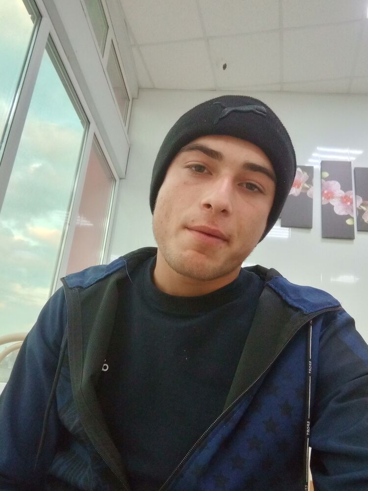  30466896  Yevgeniy, 25 ,    