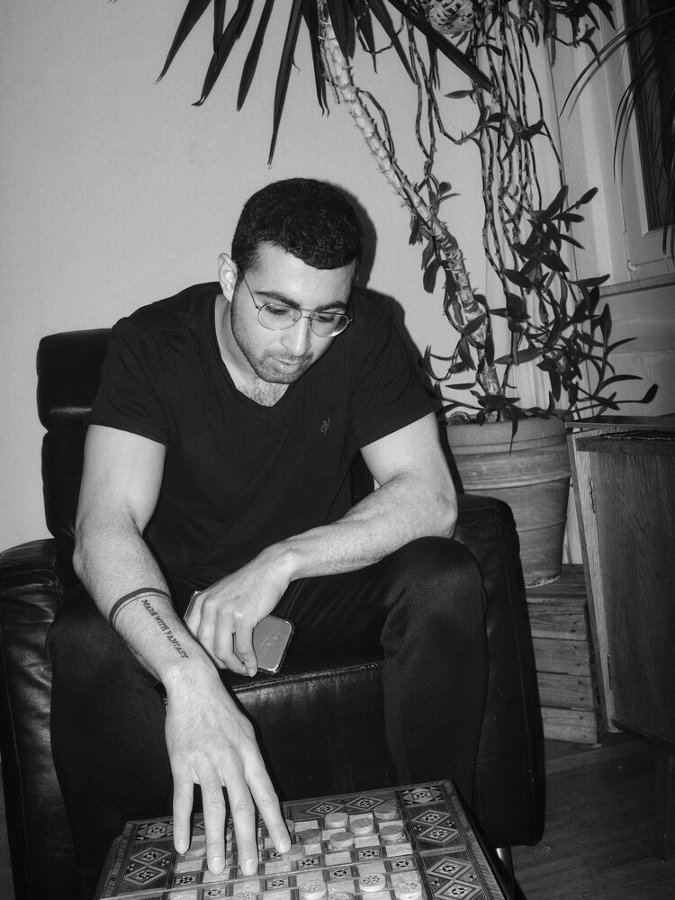  ,   Alfred Ziko, 27 ,   ,   