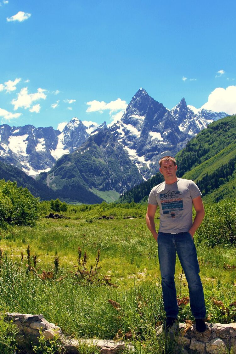  36016636  Vladimir, 39 ,    