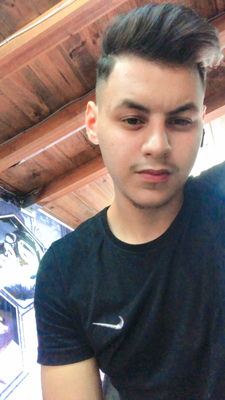 32119896  Youssef, 25 ,    Ceuta