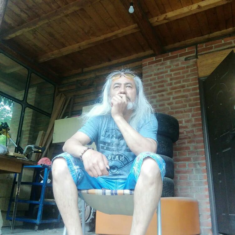  42584336  Alisher, 58 ,    