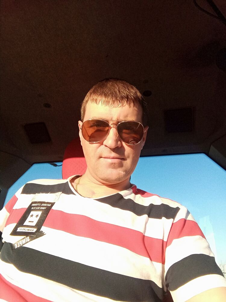  23208526  Sergeevich, 39 ,    -