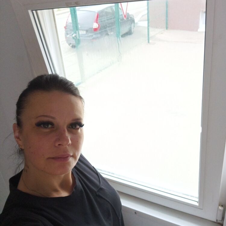  39095716  , 46 ,    