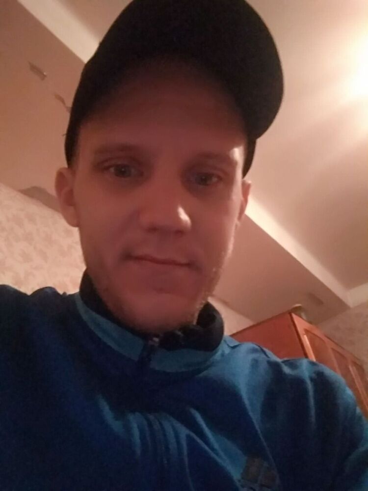  ,   Sergey, 32 ,   ,   