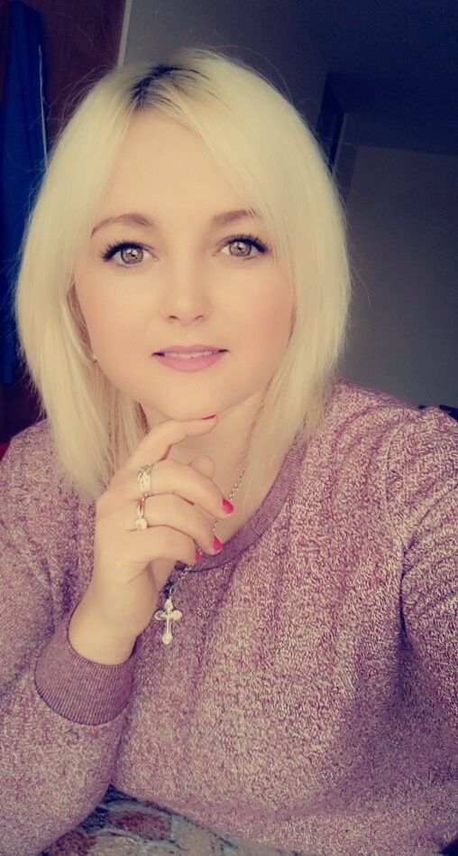  18513116  Alina, 32 ,    Velicna