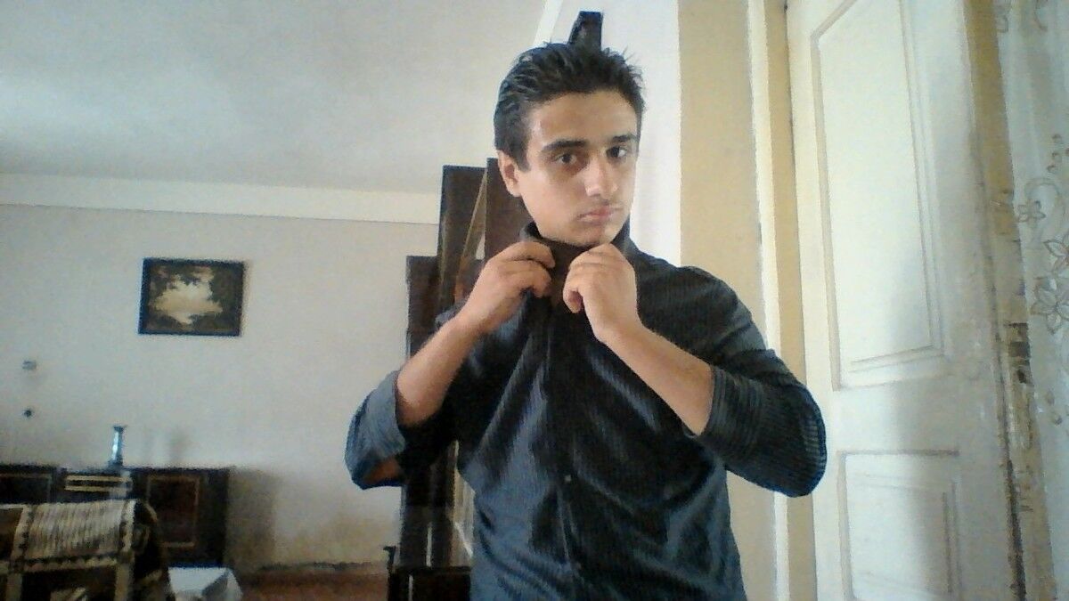  5519246  Taron, 31 ,    