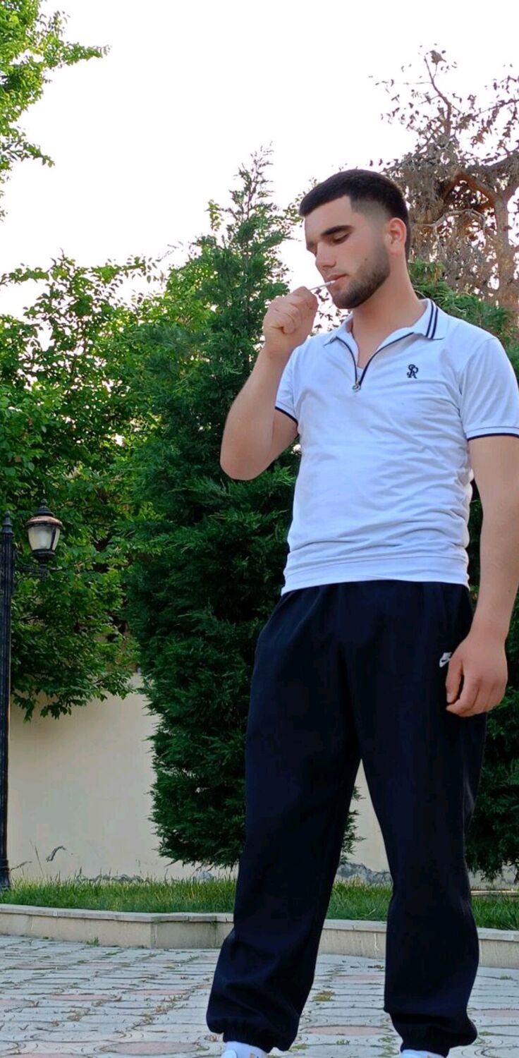  45568826  Fediya, 25 ,    
