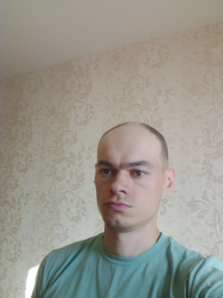  46268246  Vladimir, 37 ,    