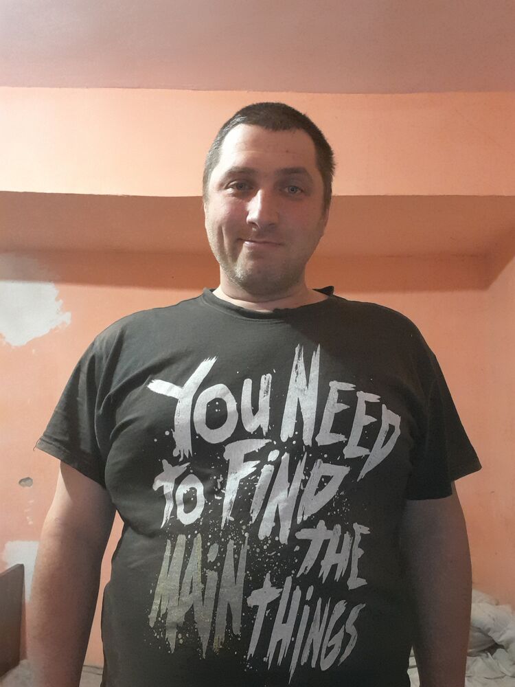  ,   Tigran, 38 ,   ,   , c 