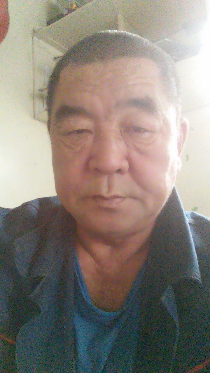  24070636  , 64 ,    