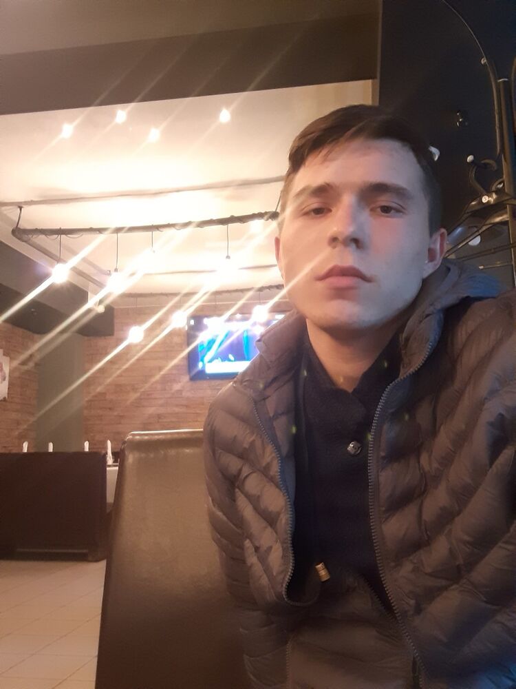  17950876  , 28 ,    