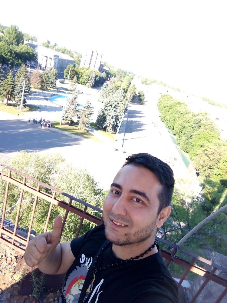  31840426  Aliev, 31 ,    