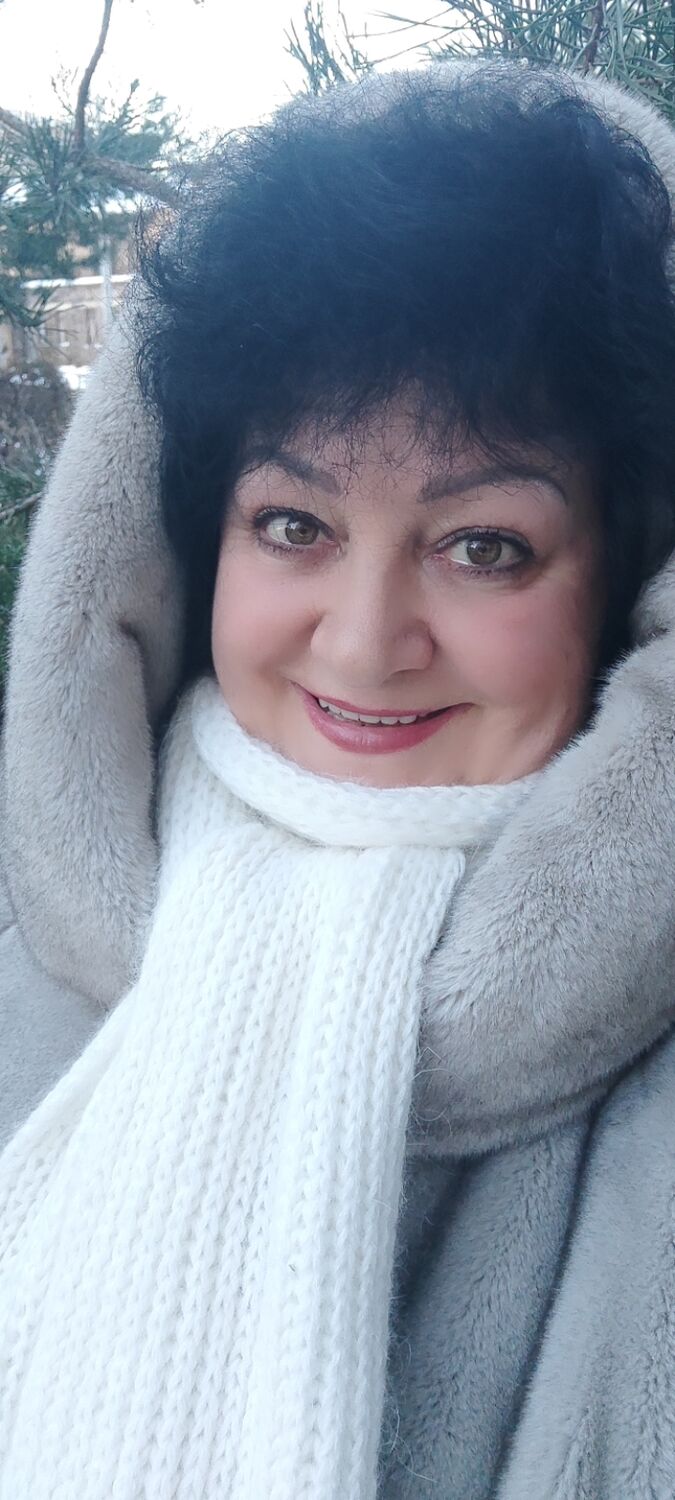  31652326  CLEOPATRA, 58 ,    