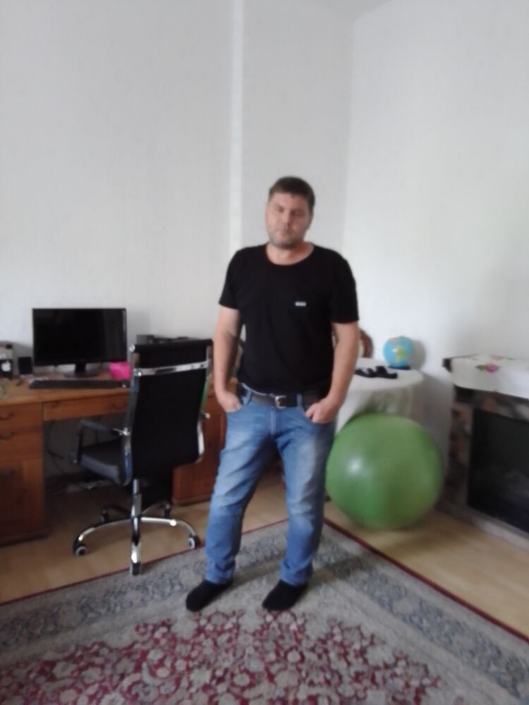  36958316  , 44 ,    