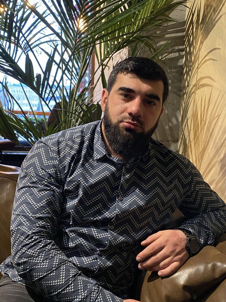  29719416  Arsen, 34 ,    