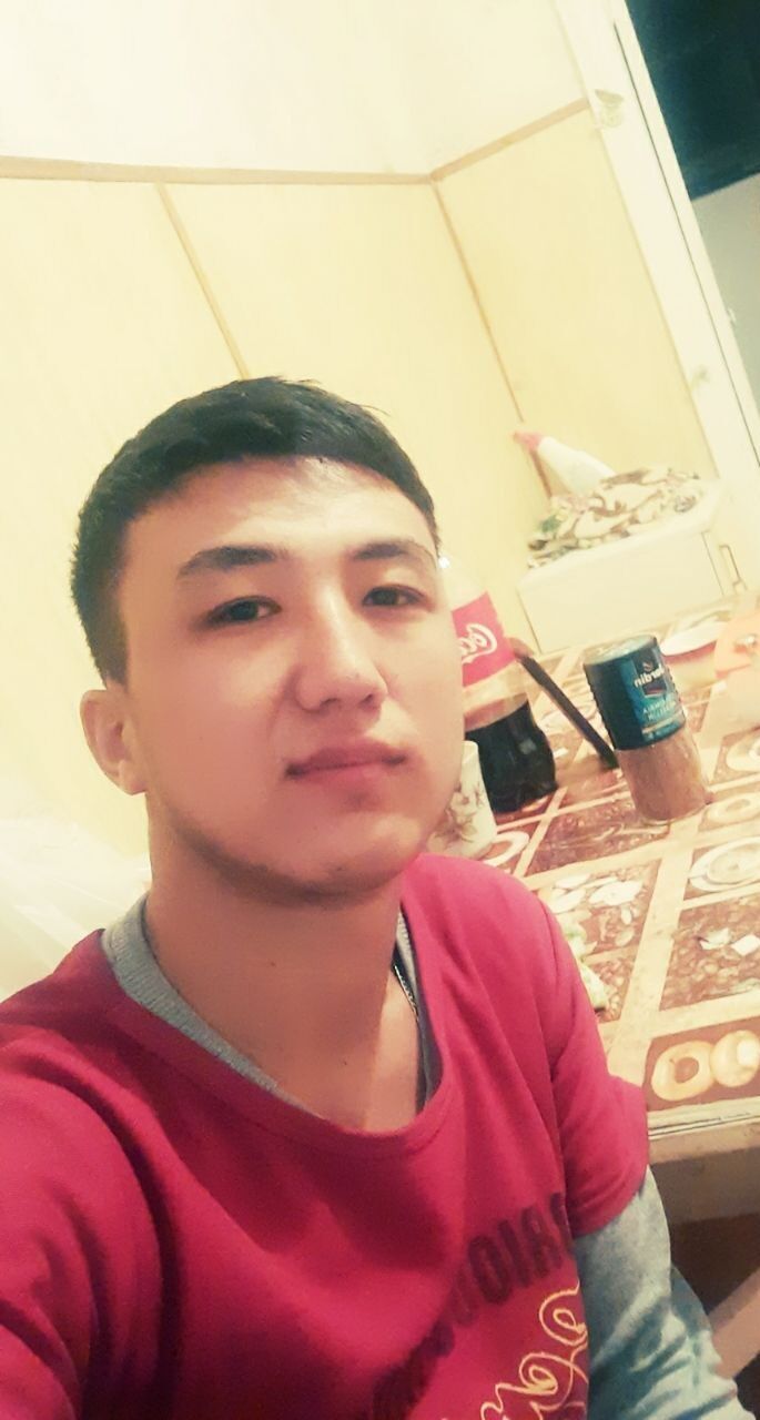  35800516  Farrukh, 26 ,    