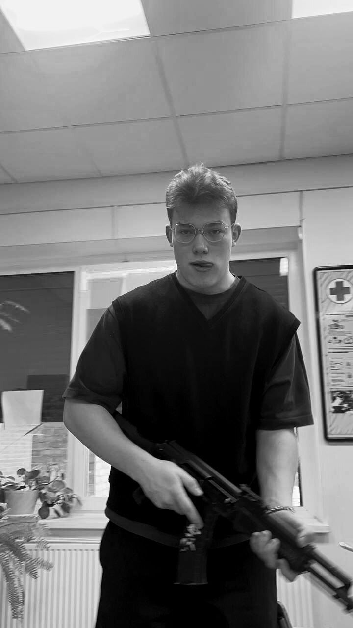 ���� 32946456 ����� Hjqwem, 21 ���, ���� ���������� � �����-����������