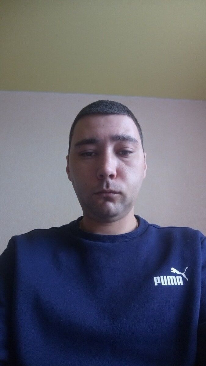  15849796  Dimon, 39 ,    