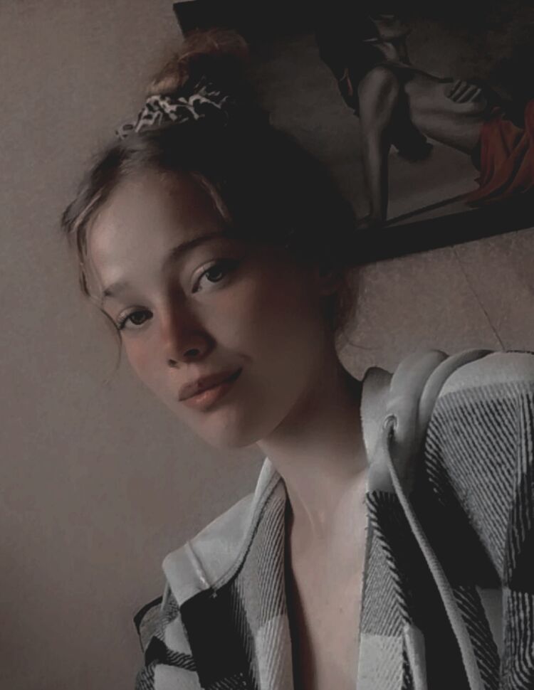 46291066  Nika, 19 ,    