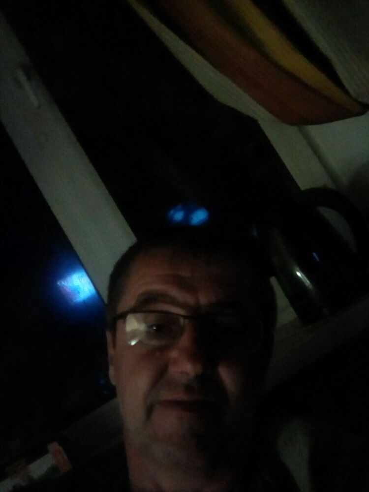  21098646  , 56 ,    
