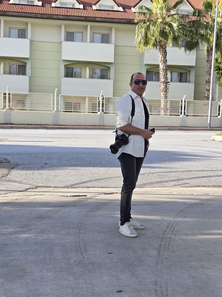  49601806  Tuncay, 50 ,    