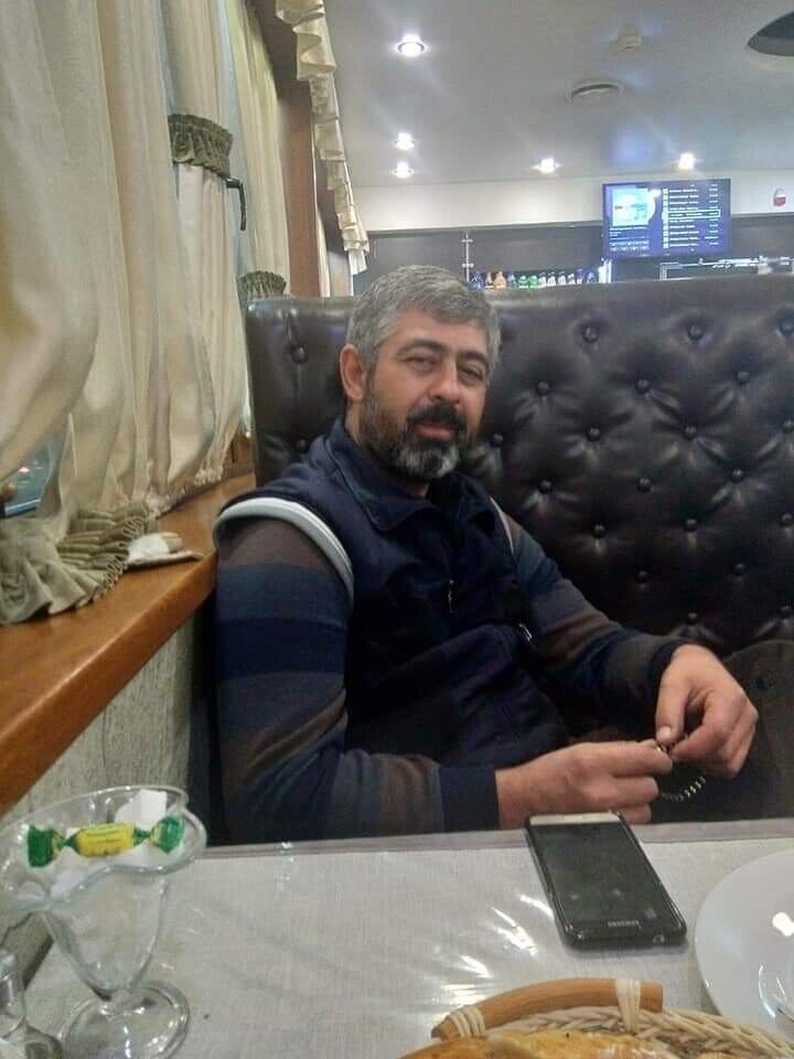 19916546  Osman, 44 ,    