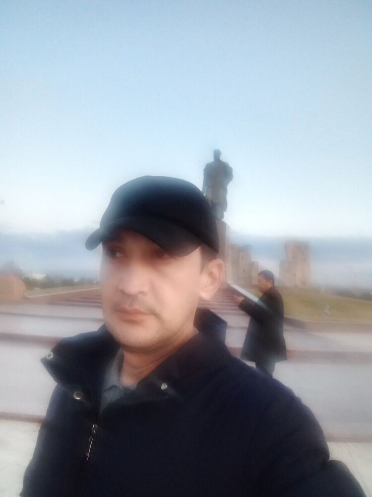  22394326  Sherzod, 39 ,    