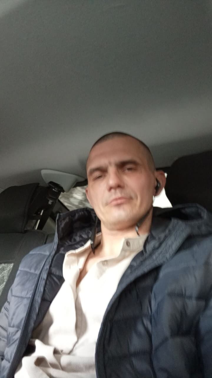  ,   Konstantin, 38 ,   ,   