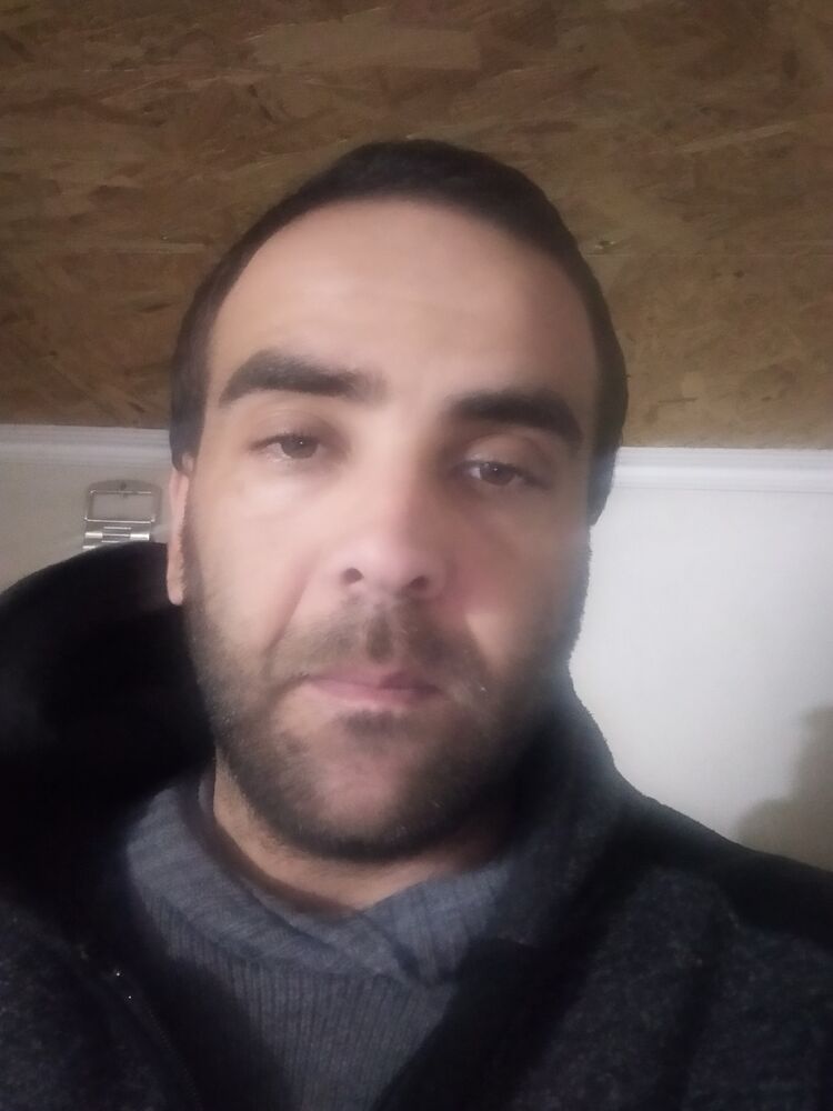  32568856  Sergo, 34 ,    