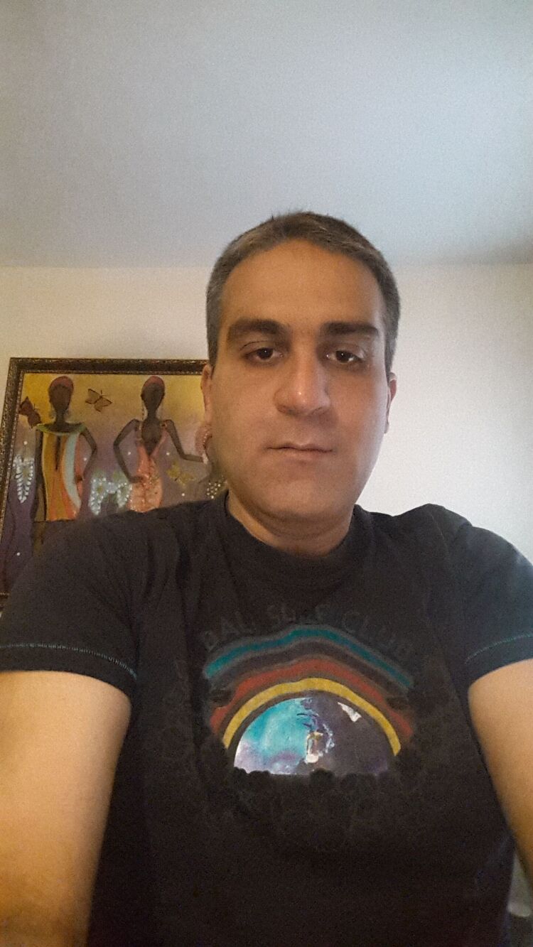  25670276  Hamidreza, 44 ,    