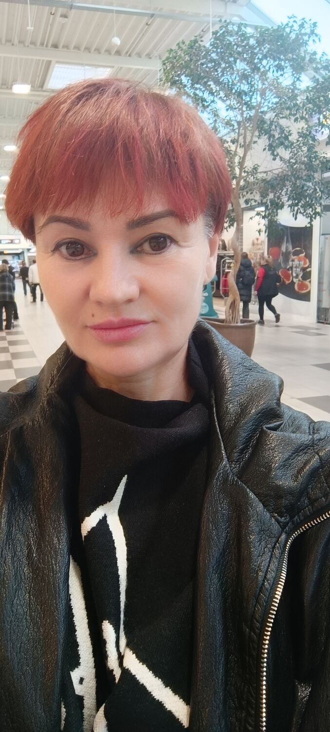  54744736  , 54 ,    Valcha