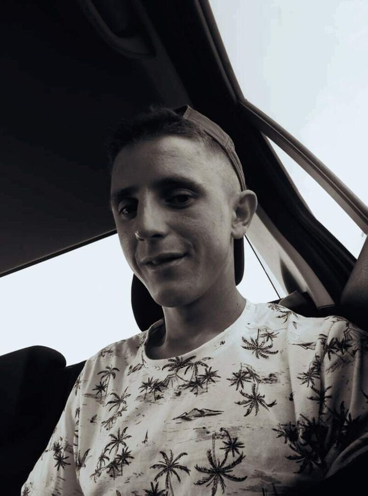  31768286  Ilnar, 26 ,    