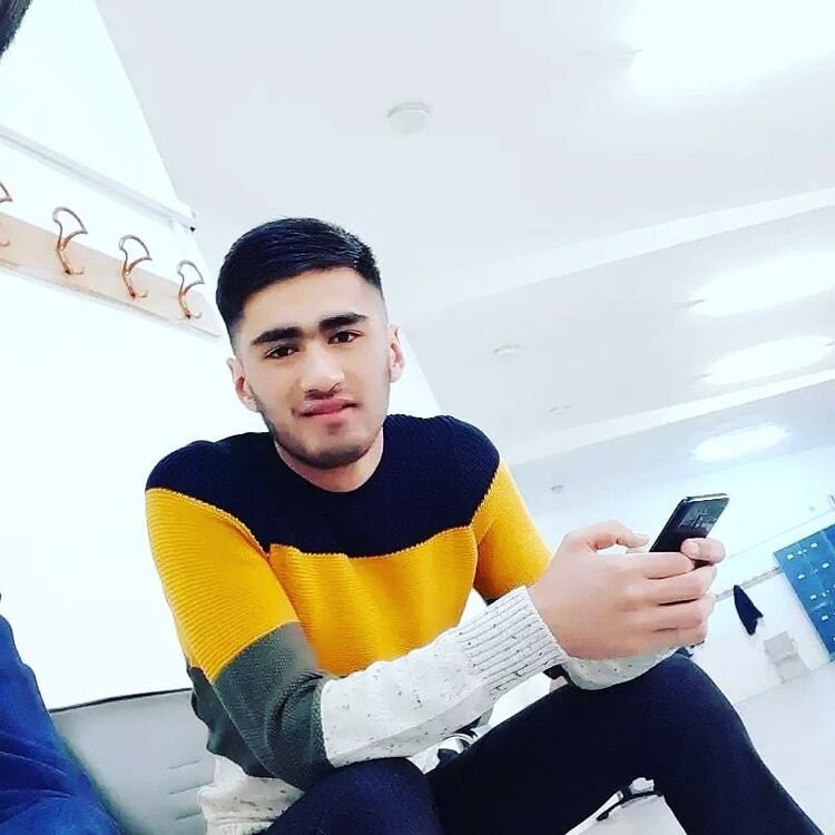  ,   Erhan, 28 ,   ,   , c 