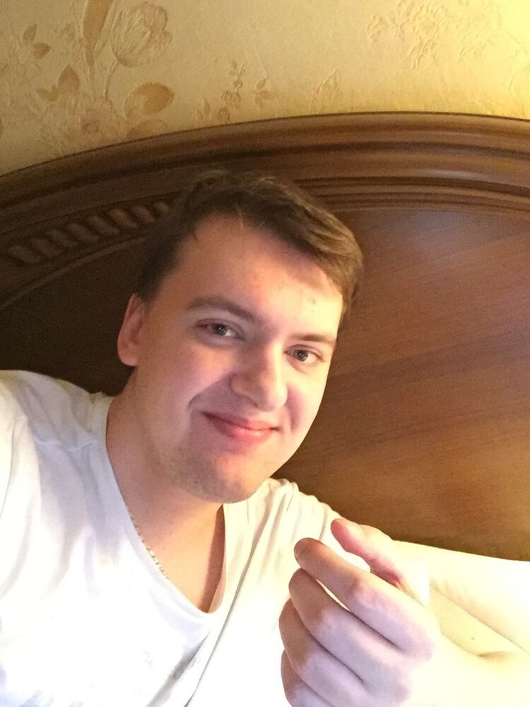  10742126  Ivan, 34 ,     