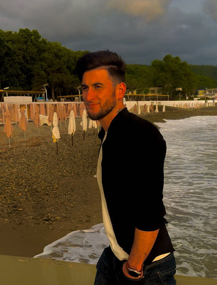  53741766   , 26 ,    --