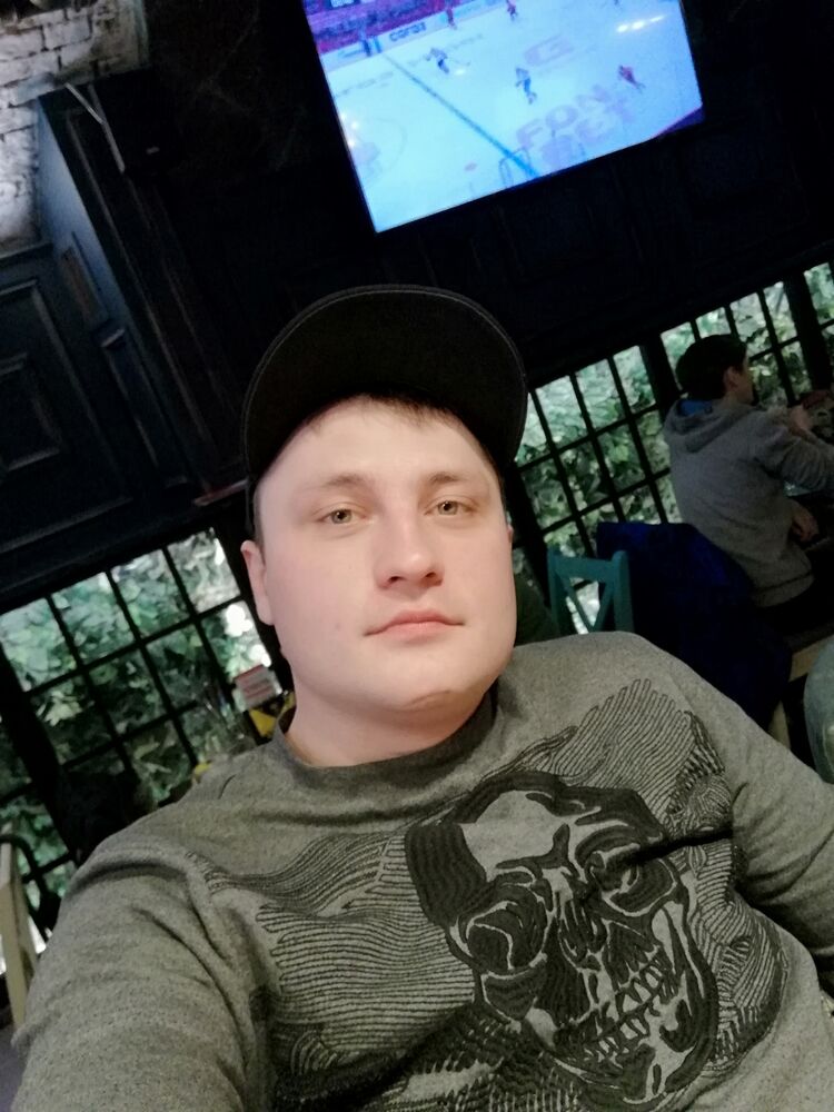  --,   Maxim, 36 ,   ,   