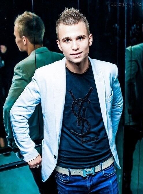  ,   Denis, 36 ,   ,   , c 