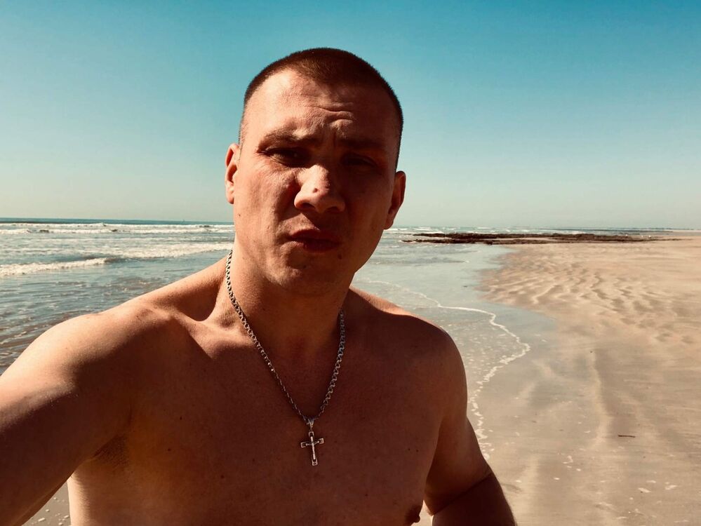 ,   Radu, 38 ,   ,   , c 