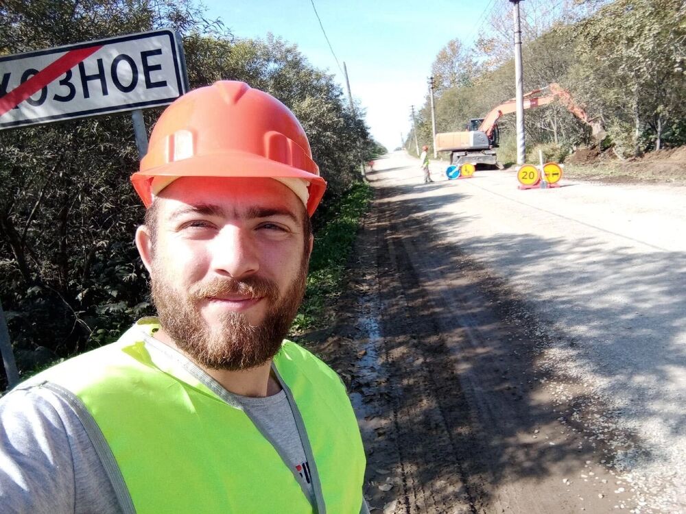  37218536  , 27 ,    -