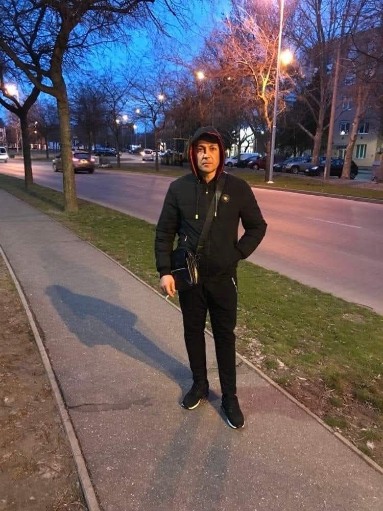  ,   , 44 ,   c 