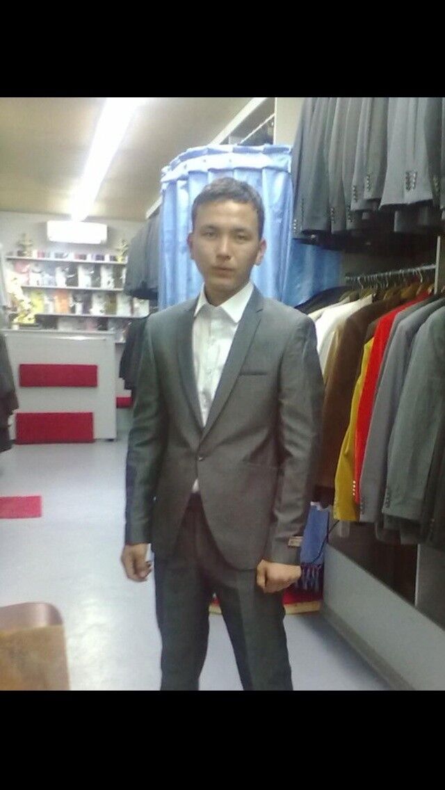  ,   Bek, 35 ,   