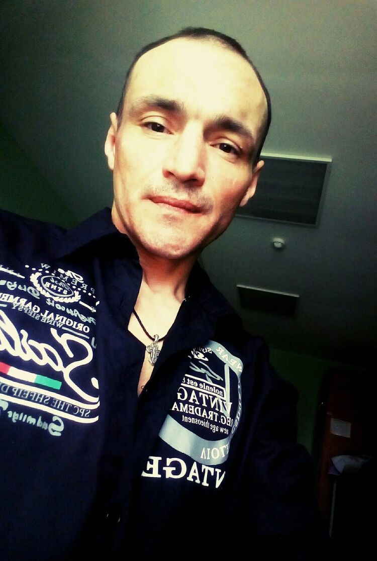  35141586  Andrey, 42 ,    