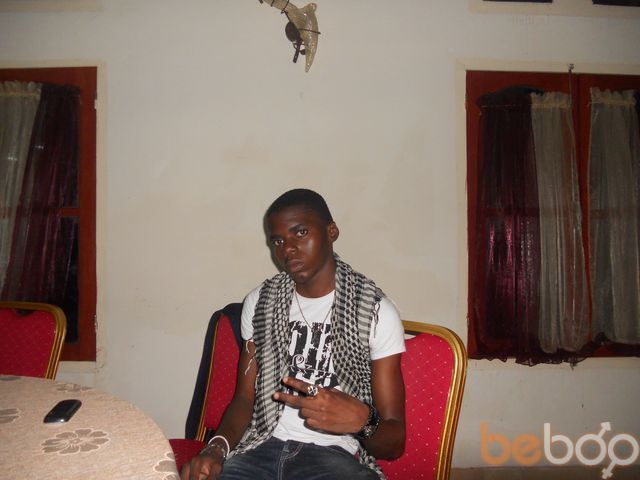  ,   Joah akili, 32 ,     , c 