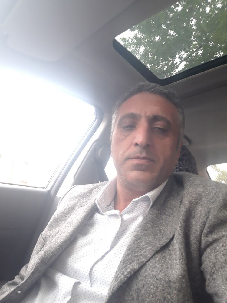  ,   Vahid, 51 ,   ,   , c 