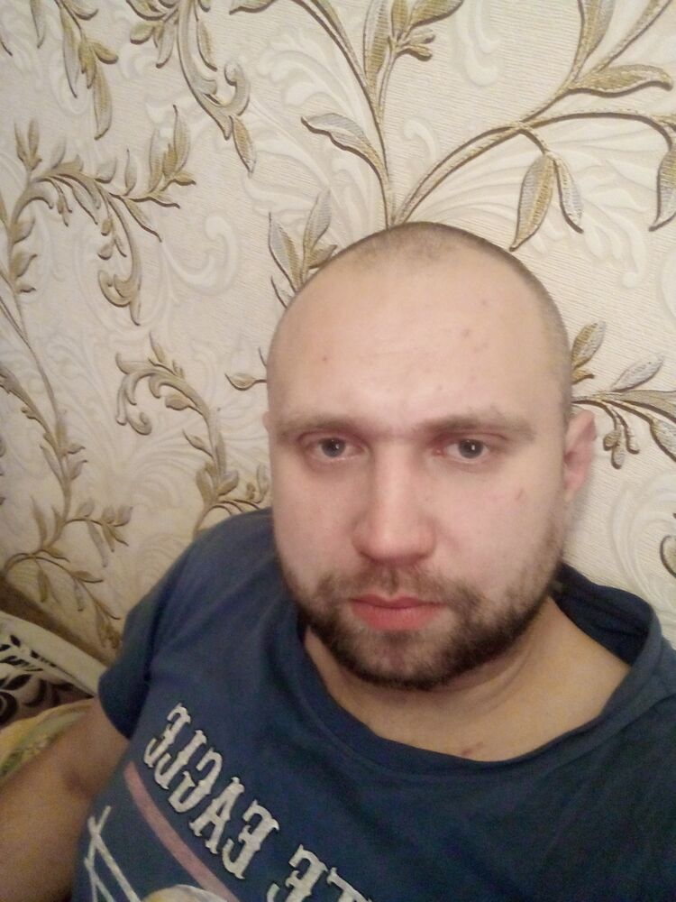  30087476  M, 34 ,     