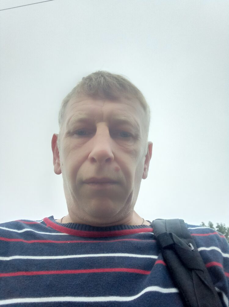  43980356  , 49 ,    