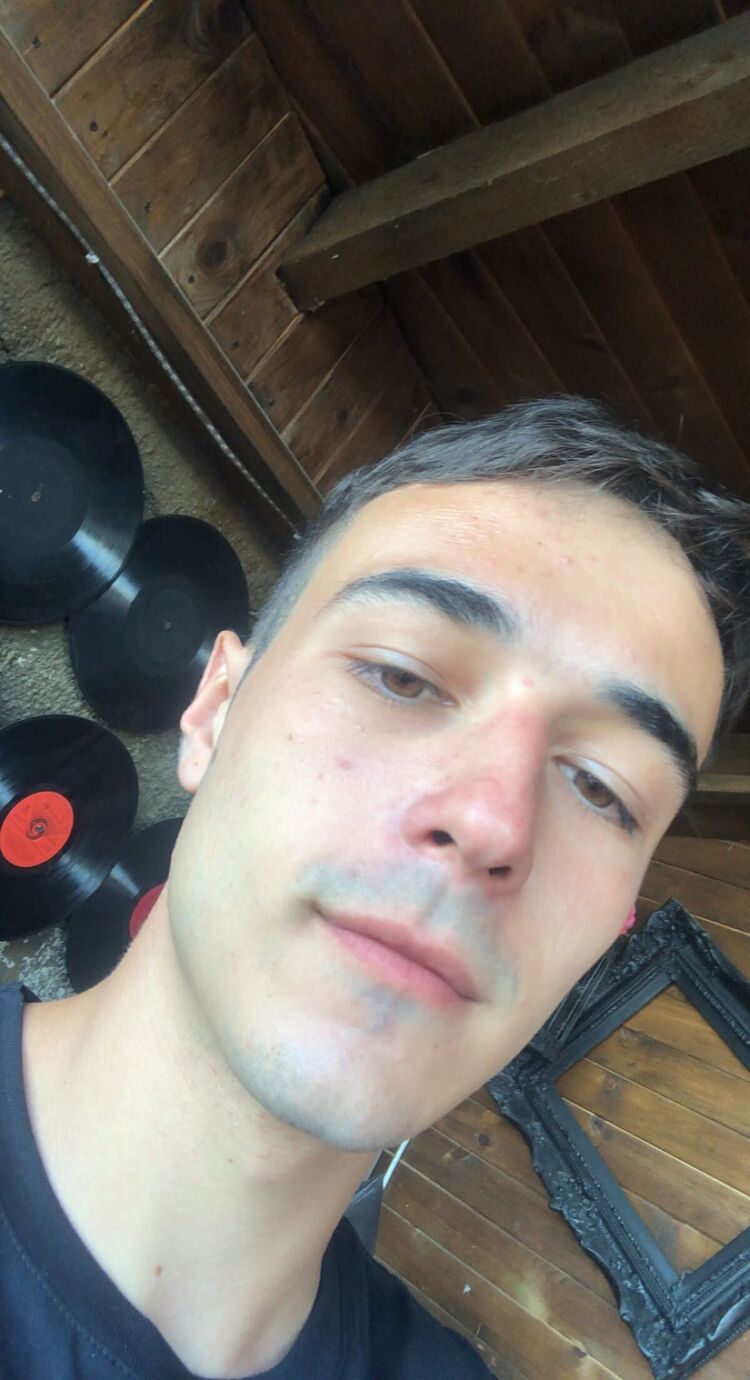  28118676  , 23 ,    