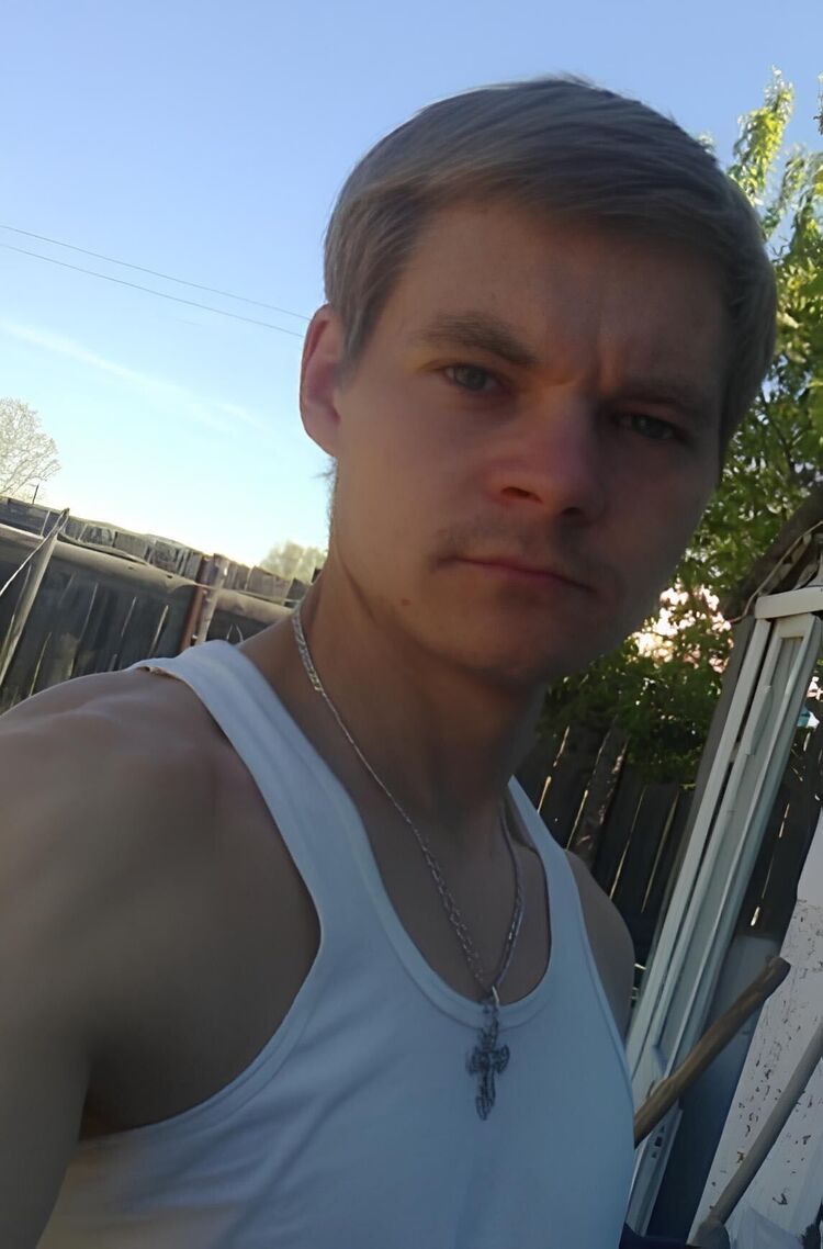  52722676  , 38 ,    