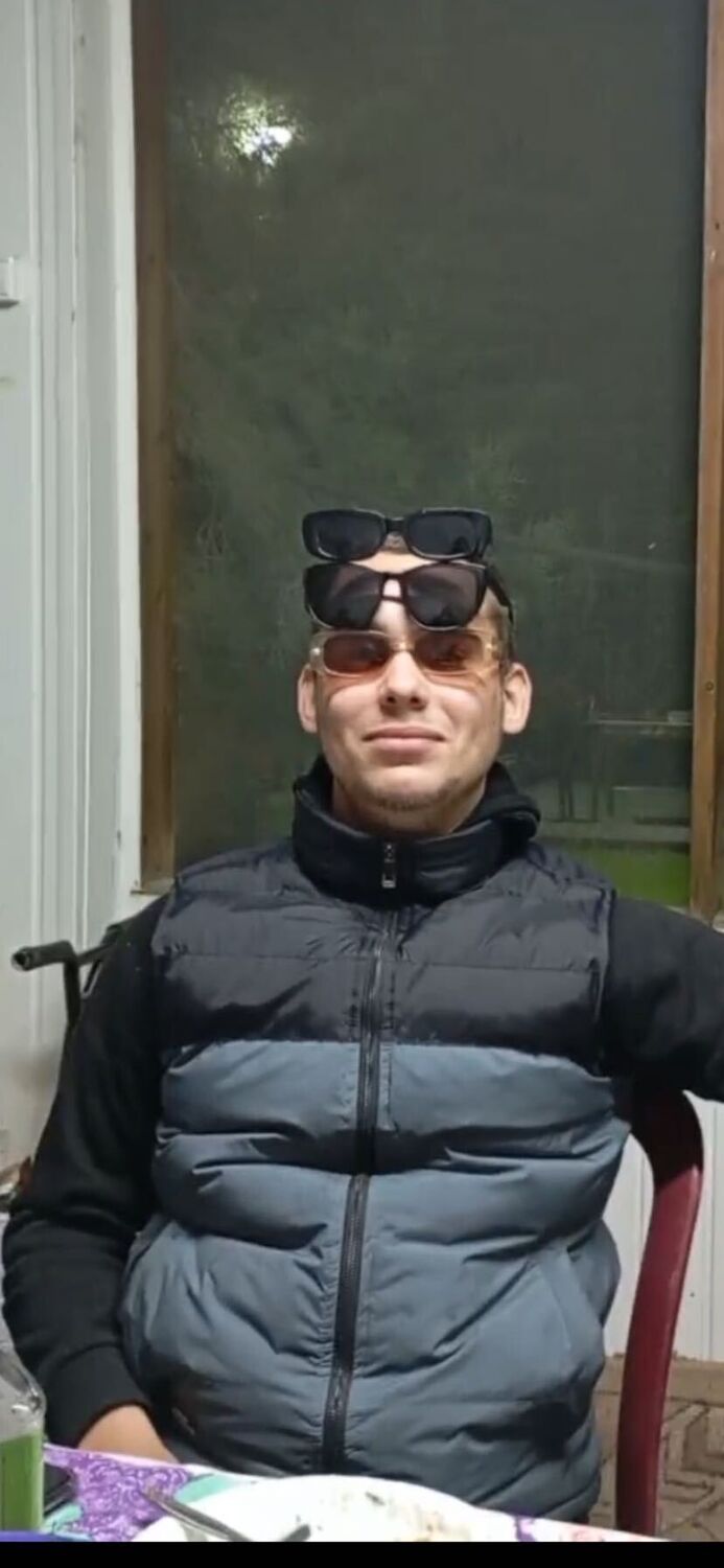  43438086  , 24 ,    